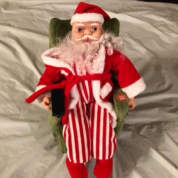 Mr Christmas Animated Reclining Santa Claus  Motion Activated Talks Snores Moves - Picture 1 of 10